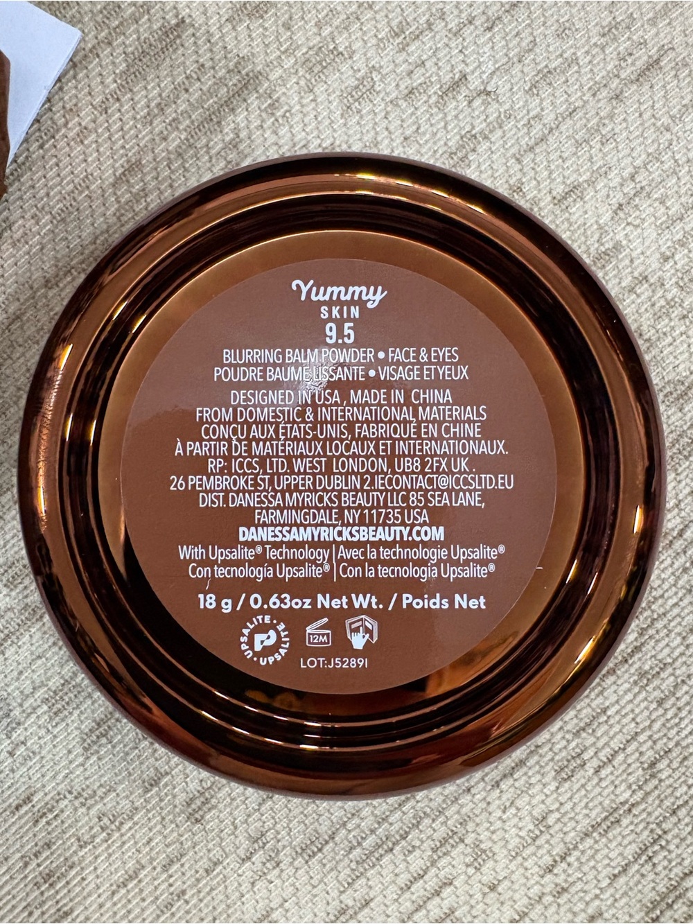 Danessa Myricks Beauty Yummy Skin Blurring Balm Powder - 9.5 shade - Picture 3 of 5